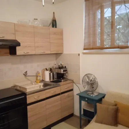 Privatunterkunft Center Of Split, Quite Bedroom For 2 Overnight *